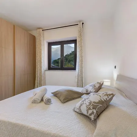 Apartment Tanya Verres